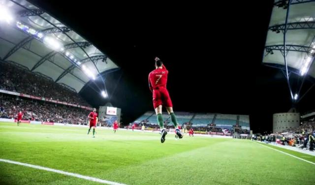 IMsports手机 app-纳达尔压哨绝杀C罗，全场沸腾！经典一战再现传奇